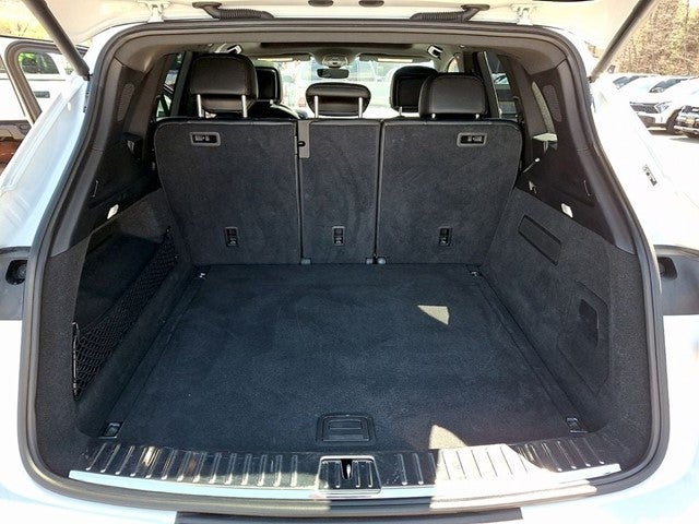 2024 Porsche Cayenne Base